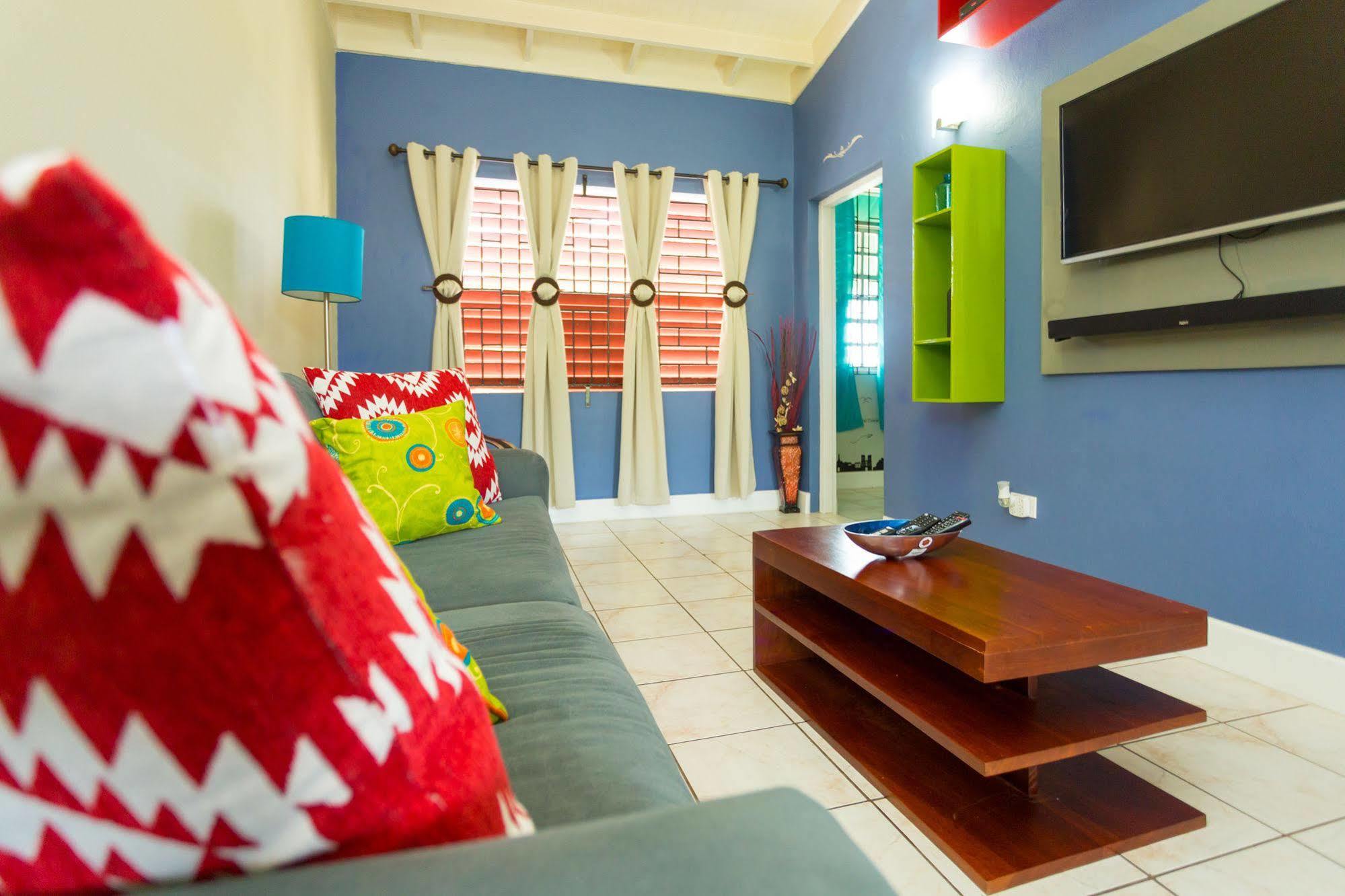 קינגסטון Casa Tamar Guest Apartment מראה חיצוני תמונה