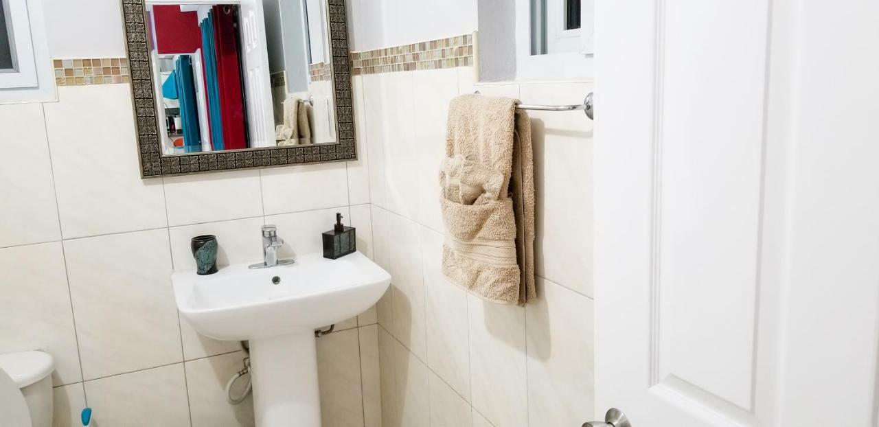 קינגסטון Casa Tamar Guest Apartment מראה חיצוני תמונה